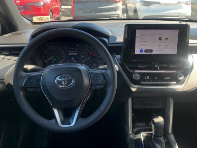 2024 Toyota Corolla Cross Hybrid SE